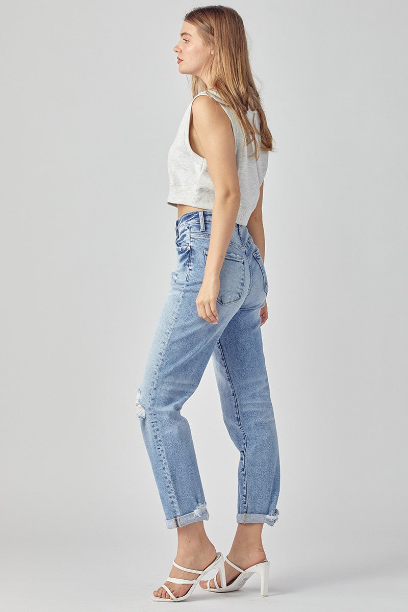 DISTRESSED BOYFRIEND JEANS WITH ROLL UP HEM - Light Wash