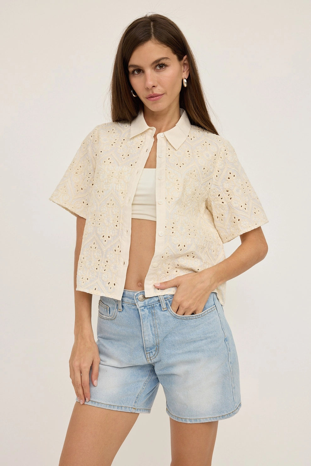 Vintage Mood Crochet Shirt