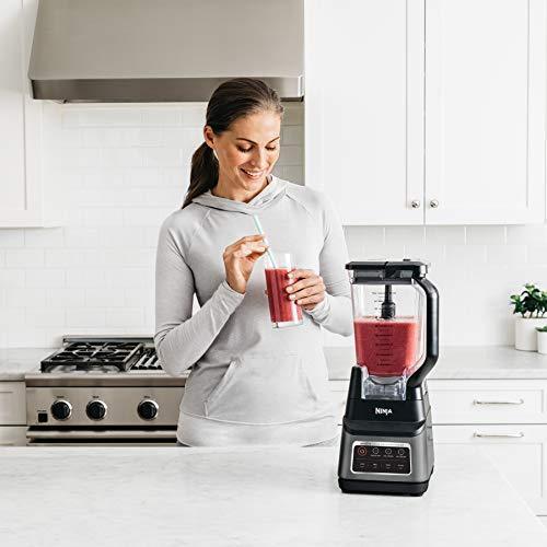 Ninja BN701 Professional Plus Standmixer mit Auto-iQ (Modelljahr 2025). Maximales Fassungsvermögen: 1,9 Liter. Zerkleinerungsbehälter. Farbe: Grau.